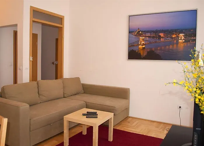 Made Lägenhet Budapest