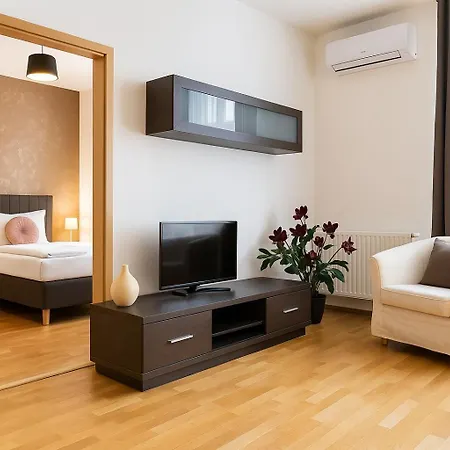 Apartment Made *