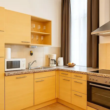 Apartment Made *
